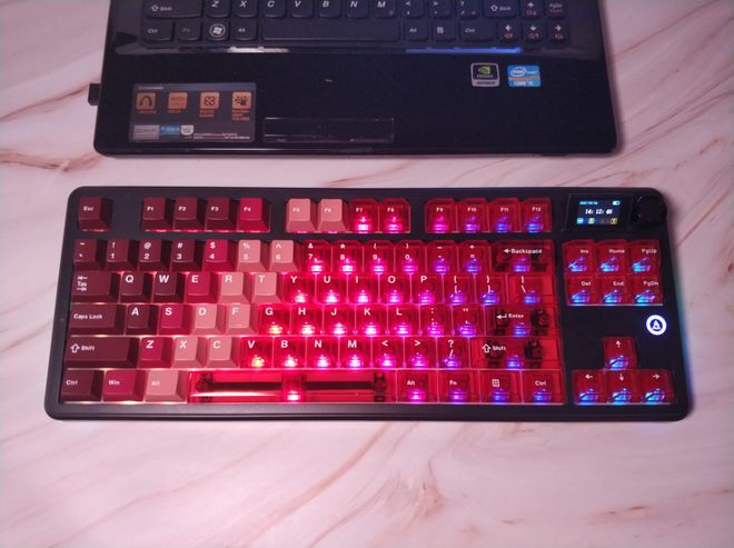 贵手感好：黑爵MK87无线游戏机械键盘九游会网址是多少三模屏显颜值高好用不(图9)