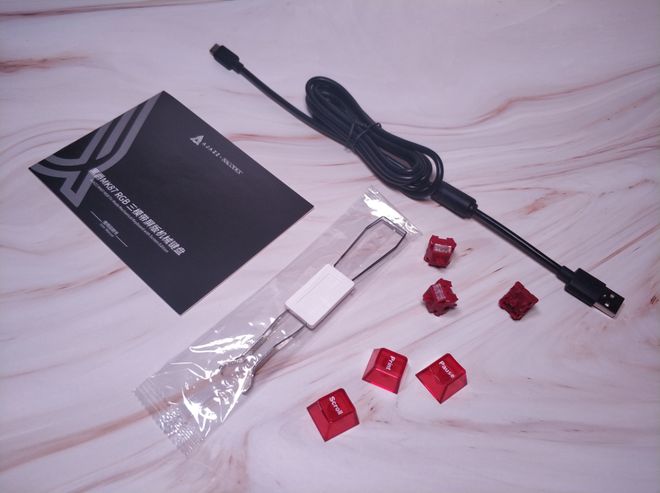 贵手感好：黑爵MK87无线游戏机械键盘九游会网址是多少三模屏显颜值高好用不(图4)